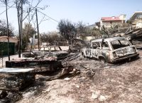 Τέσσερις προσαγωγές υπόπτων για εμπρησμούς σε Αυλώνα και Μενίδι