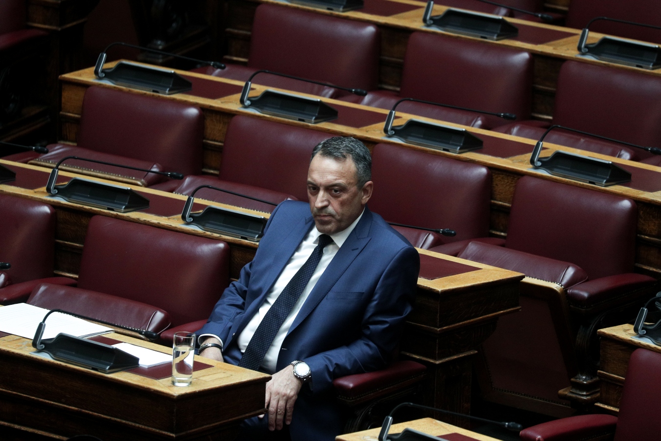 Σπαρτιάτες: Διέγραψε τρεις βουλευτές ο B. Στίγκας – Εκτός ΚΟ Δημητροκάλης, Κόντης, και Χατζηβαρδάς