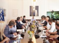 Σύσκεψη στο Μαξίμου για την αποκατάσταση δασών Έβρου και Πάρνηθας:Αποζημιώσεις, άμεσα τα αντιδιαβρωτικά έργα