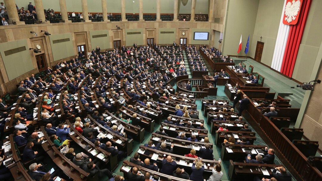 Πολωνία: Το κυβερνών κόμμα συγκροτεί την αμφιλεγόμενη επιτροπή κατά της «ρωσικής επιρροής»