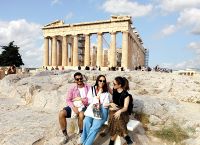Acropolis pilot program, beginning in Sept. sets maximum cap on daily visitors, divided into hourly basis