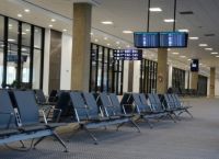 Μεγάλες αεροπορικές εταιρίες ζυγίζουν πλέον και τους επιβάτες τoυς