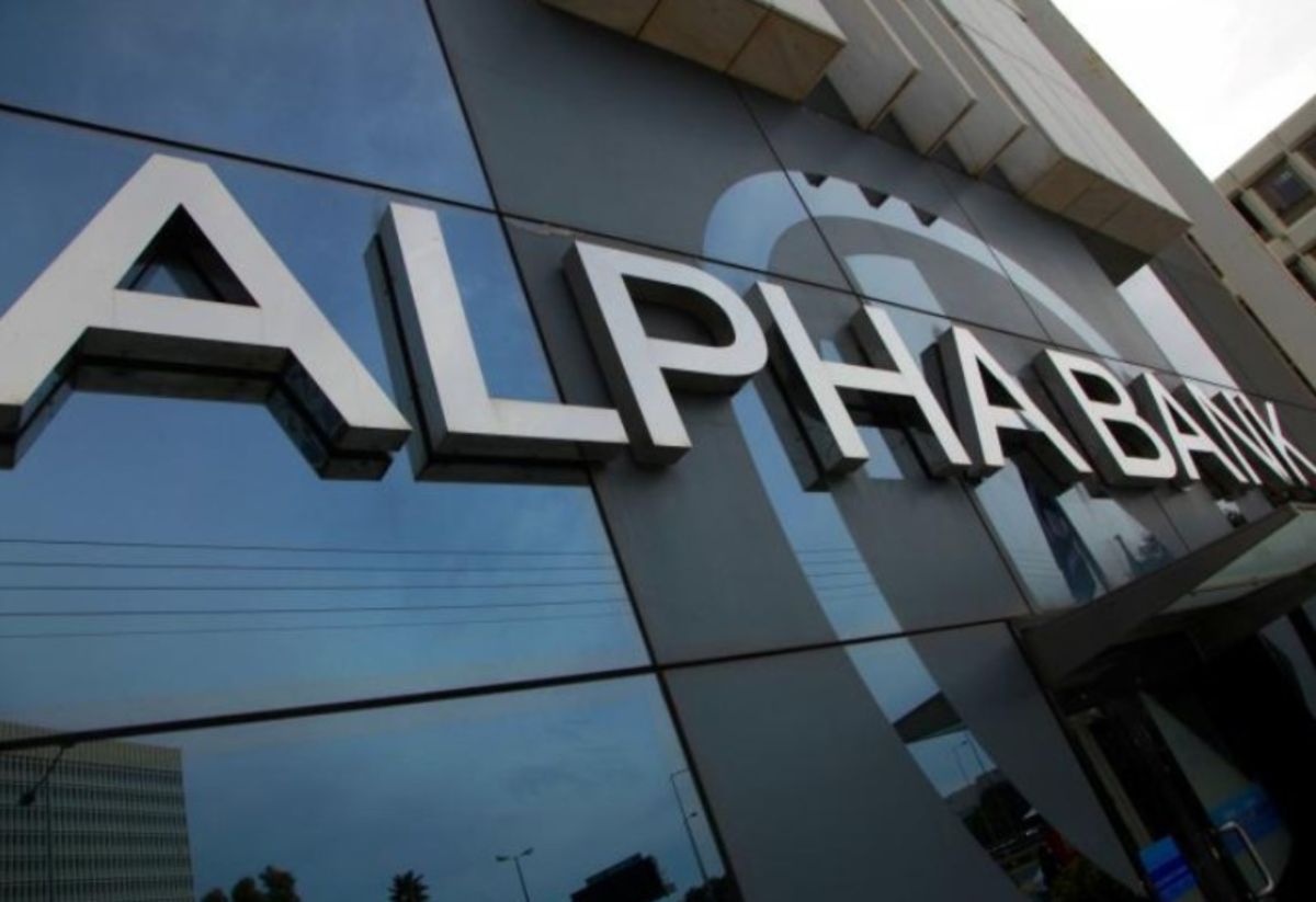 Alpha Bank: Συμφωνία με την Hoist Finance για πώληση «κόκκινων» δανείων 1,5 δισ. ευρώ