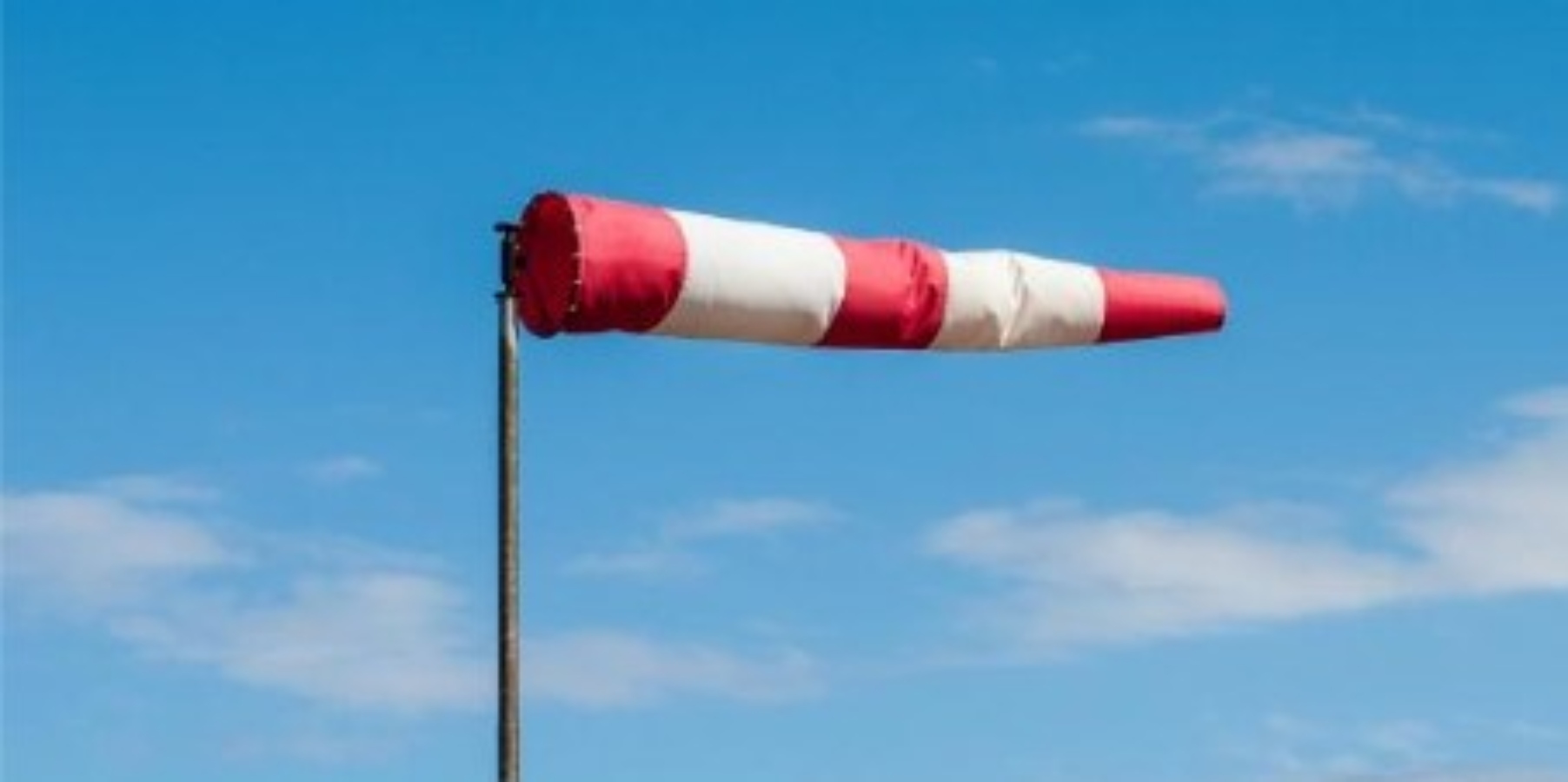 Πρόγνωση καιρού Τρίτης 22/8: Γενικά αίθριος καιρός, ισχυροί άνεμοι στα πελάγη αλλά και στα ηπειρωτικά