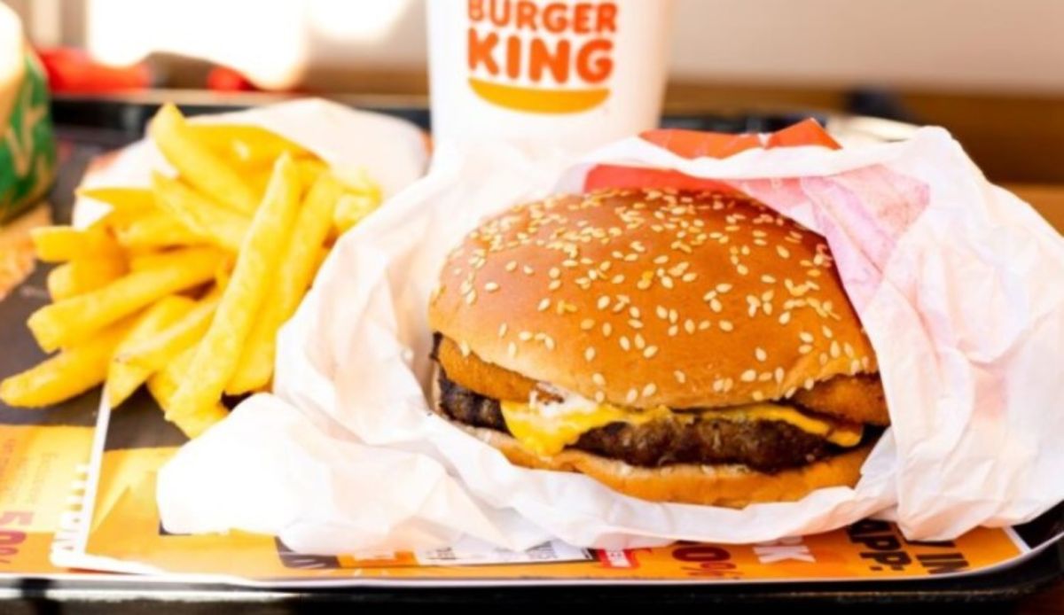Αντιμέτωπη με αγωγή η Burger King – Τα burgers της είναι πιο μικρά από τις φωτογραφίες