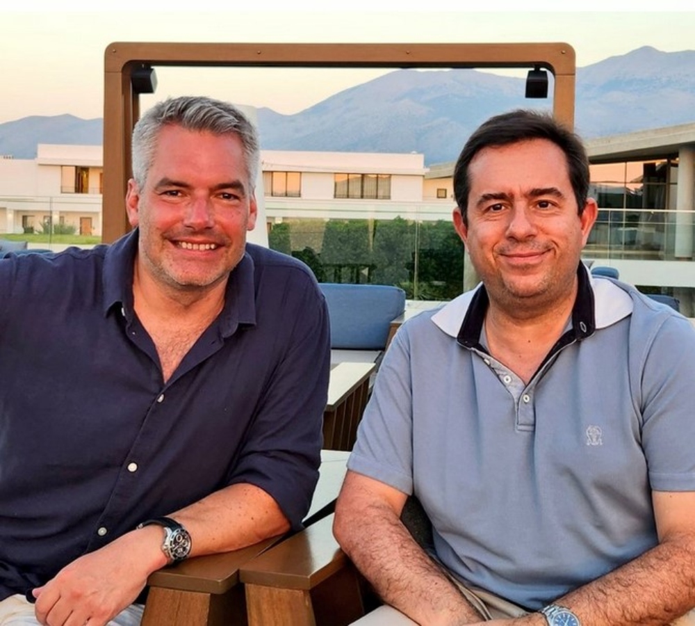 Φιλοξενούμενος του Μηταράκη στη Κρήτη, ο Αυστριακός Πρωθυπουργός