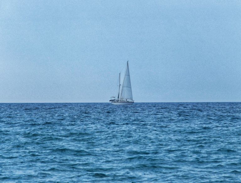 Beaches of Attica: Which are the cleanest?