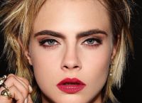 Η τολμηρή αλήθεια της Cara Delevingne – Η εντυπωσιακή Βρετανίδα έκλεισε τα 31