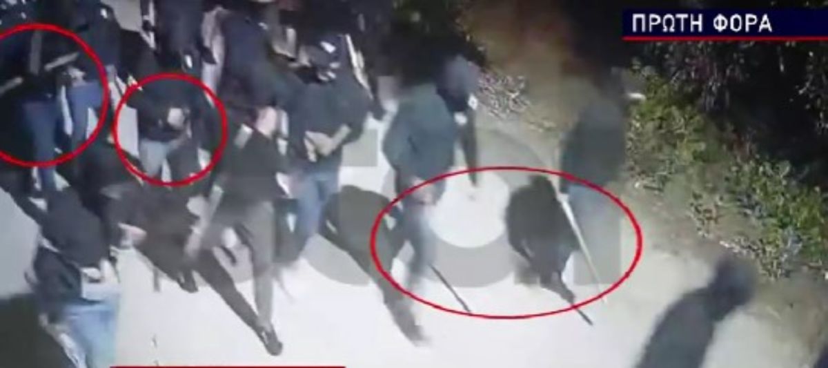 Νέα Φιλαδέλφεια: Ανατριχιαστικά ευρήματα στον τόπο του εγκλήματος – Τάβλα με αίματα & μαχαίρια