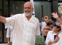 Η Μελόνι κάλυψε τον λογαριασμό παρέας Ιταλών σε εστιατόριο στην Αλβανία