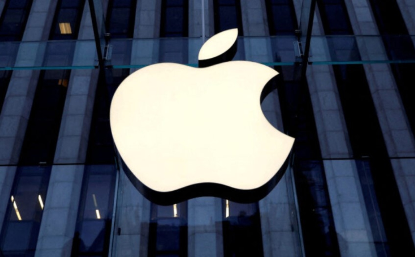 Η μεγάλη αλλαγή που θα κάνει η apple στο νέο iPhone