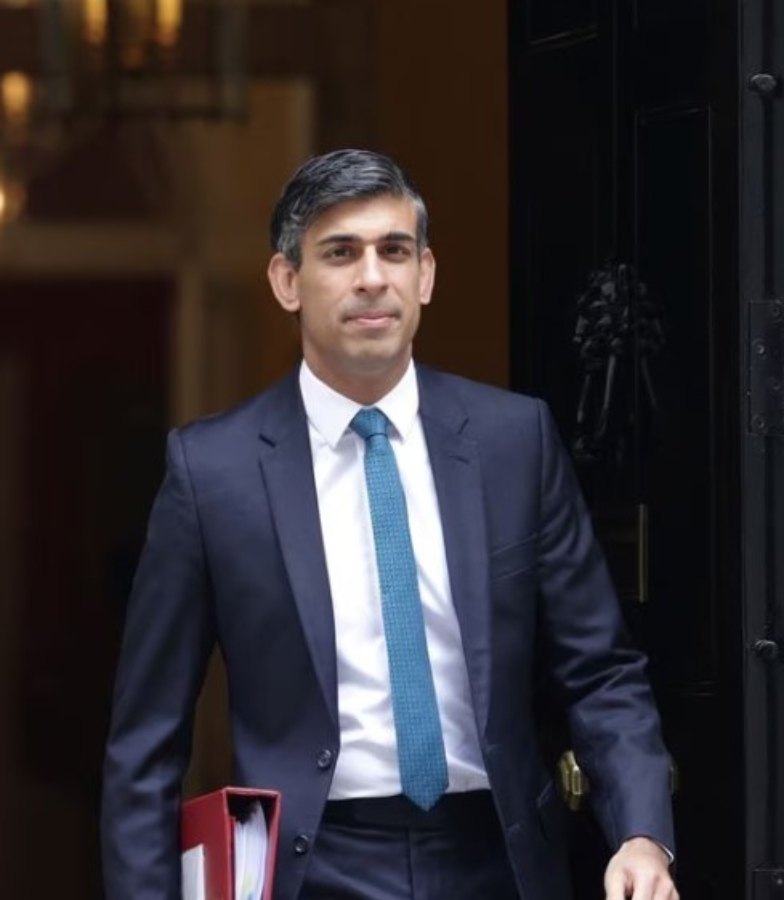 Σούνακ: Τέλος στις αφίξεις παράτυπων μεταναστών