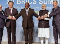 BRICS: Πλήρη μέλη γίνονται Αργεντική, Αίγυπτος, Αιθιοπία, Ιράν, Σαουδική Αραβία και ΗΑΕ