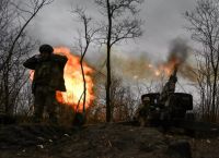 Στην αντεπίθεση η Μόσχα – Εκτόξευσε πυραύλους Kinzhal στη δυτική Ουκρανία