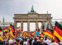 Το ακροδεξιό AfD αποκαλεί την Ε.Ε. «χρεοκοπημένο σχέδιο»