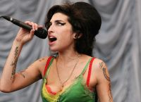 Amy Winehouse: Νέο βιβλίο με τα ημερολογιά της πρόκειται να κυκλοφορήσει