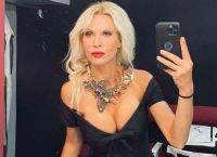 Χορεύει στο Tik Tok και ζαλίζει! Η Ασημίνα Ιγγλέζου προκαλεί ίλιγγο με λικνίσματα χωρίς ρούχα
