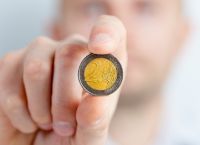 Το ευρώ ενισχύεται 0,13%, στα 1,0975 δολάρια Το ευρώ ενισχύεται 0,13%, στα 1,0975 δολάρια