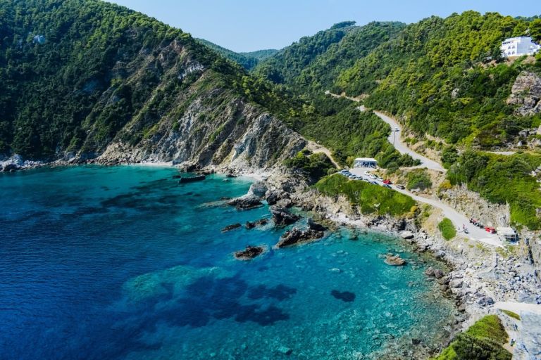 Le Figaro: The Greek island-model against hypertourism
