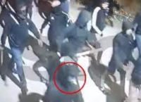 Νέα Φιλαδέλφεια: Η στιγμή της εφόδου των Κροατών χούλιγκαν – Νέο βίντεο ντοκουμέντο