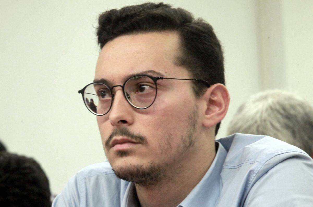 SYRIZA spokesperson: Gov’t must apologize for delays, inefficiency despite weather forecasts