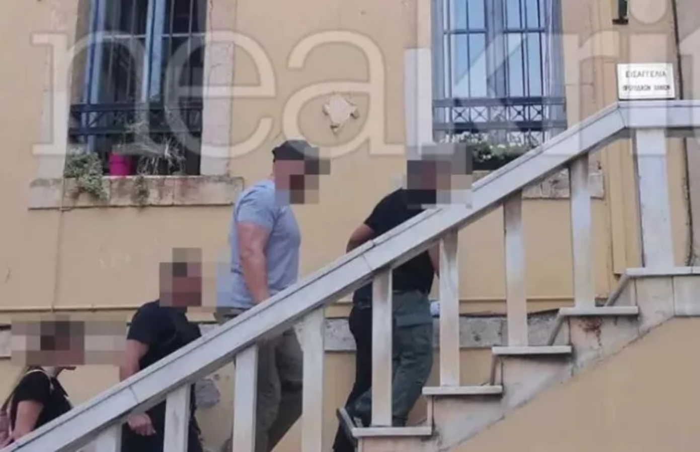 Κύκλωμα εμπορίας βρεφών στα Χανιά: Απολογούνται οι 9 συλληφθέντες