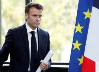 Μακρόν: Kαλεί Σερβία και Κόσοβο να αποκλιμακώσουν τις μεταξύ τους εντάσεις