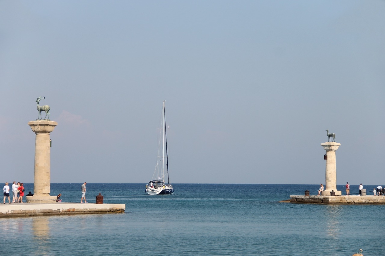 «Rhodes, What you love is here»: Το υπουργείο Τουρισμού ξεκινά παγκόσμια καμπάνια για τη Ρόδο
