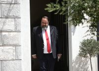 Επιστολή Μαρινάκη σε Μπαλτάκο: «Βρείτε λύση με την ΚΕΔ, αλλιώς να μην επανεκκινήσει το πρωτάθλημα» Επιστολή Μαρινάκη σε Μπαλτάκο: «Βρείτε λύση με την ΚΕΔ, αλλιώς να μην επανεκκινήσει το πρωτάθλημα»