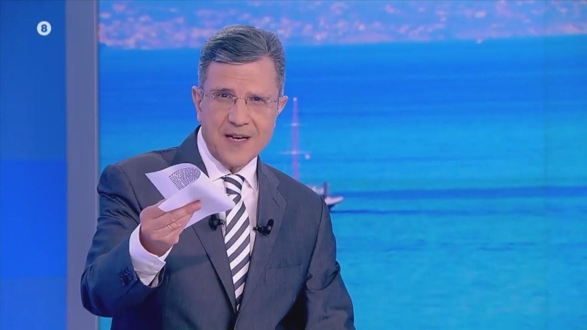 Σάλος με την σύγκρουση Αβραμοπουλου – Αυτιά στον αέρα