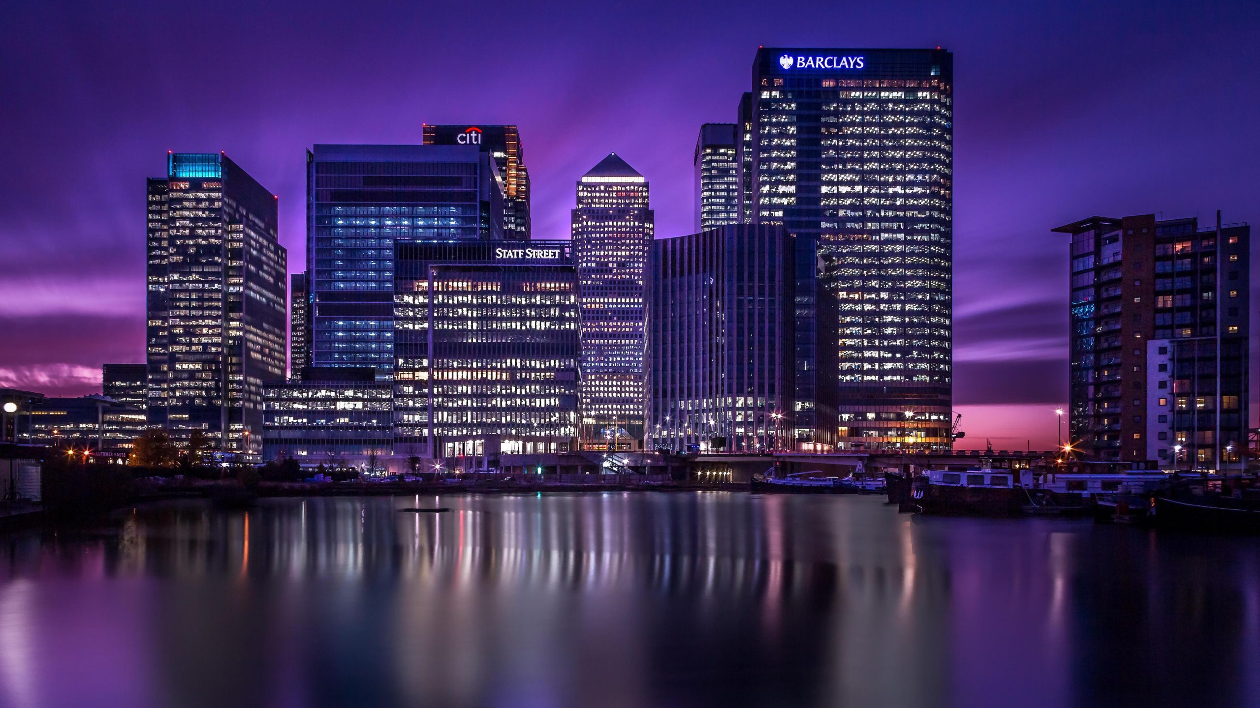 Canary Wharf: Η ερημική αποβάθρα που έγινε Business Point του finance και η έξοδος των τραπεζών