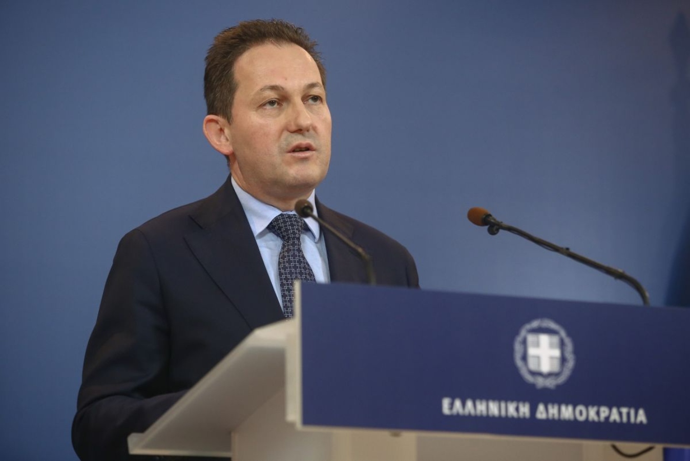 Πέτσας: Οι πυρκαγιές δεν προσφέρονται για μικροκομματική αντιπαράθεση