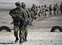 Συναγερμός στην Πολωνία: Ετοιμάζεται να στείλει έως 10.000 στρατιώτες στα σύνορα με τη Λευκορωσία