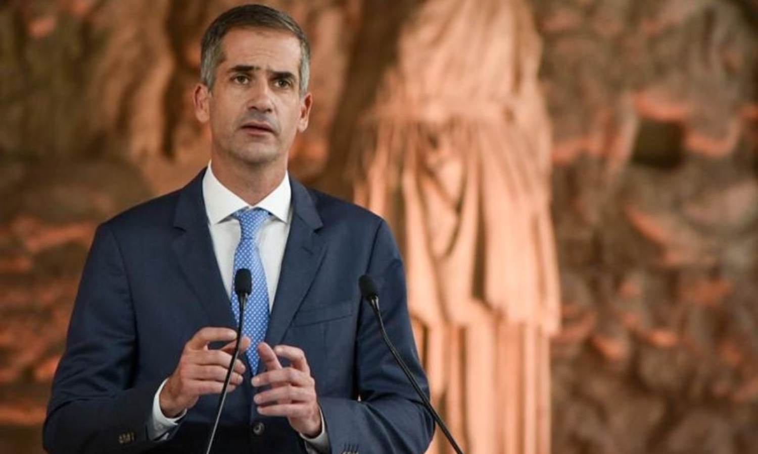 Μπακογιάννης: Με Βαζέχα, Γιατρομανωλάκη και Νικολέττα Καρρά το ψηφοδέλτιο για τον δήμο Αθηναίων