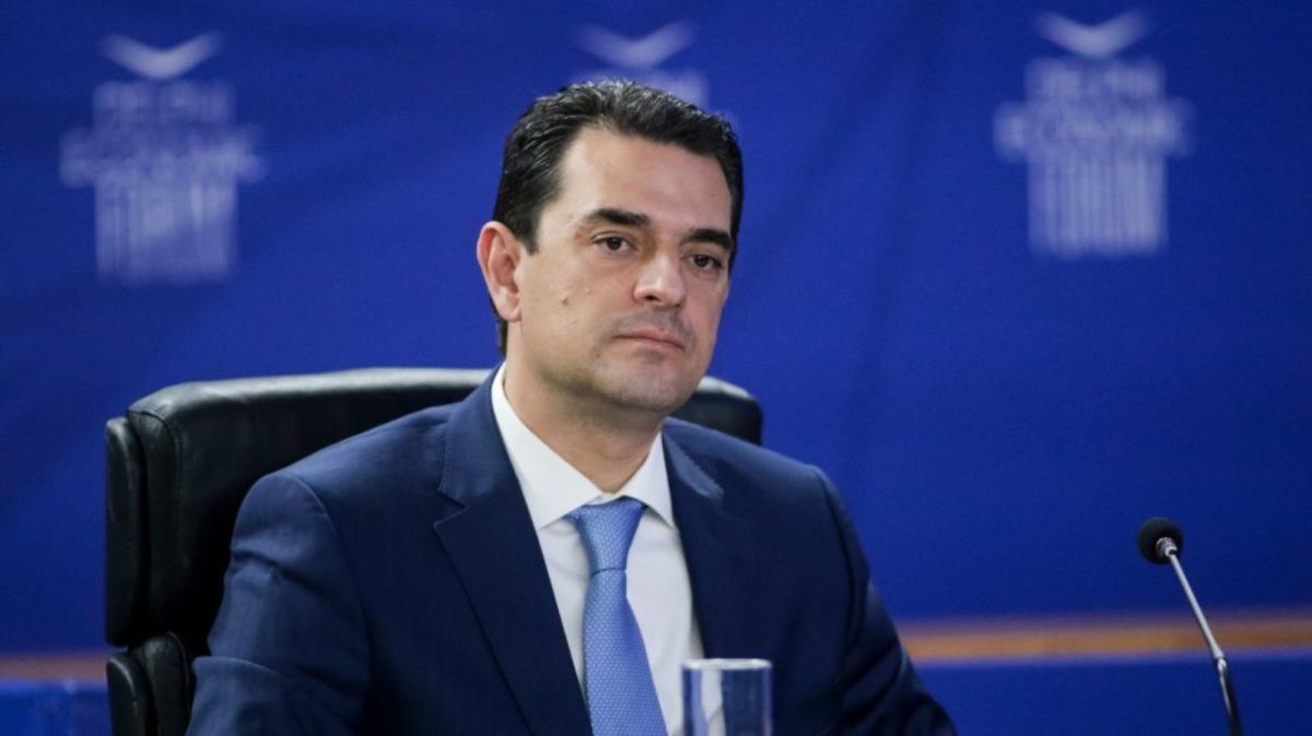 Σκρέκας: Ο αριθμός των επιχειρήσεων που επλήγησαν από την κακοκαιρία δεν μπορεί να εκτιμηθεί ακόμη