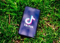 Νέο πρόστιμο ύψους 345 εκατ. ευρώ στο TikTok για την παραβίαση των προσωπικών δεδομένων ανηλίκων