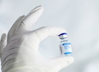Το νέο επικαιροποιημένο εμβόλιο για τον Covid θα κυκλοφορήσει στις ΗΠΑ τον Σεπτέμβριο