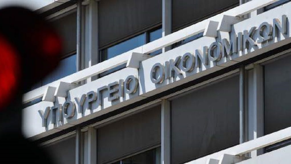 Τι εξετάζουν υπουργείο Οικονομικών και ΑΑΔΕ για δηλώσεις ΦΠΑ και Ε3