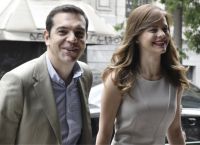 Η σκιά του Τσίπρα στην κούρσα διαδοχής