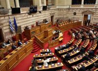 Βουλή: Συζήτηση σε επίπεδο αρχηγών για τις πυρκαγιές