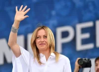 Ιταλία: Το Δημοκρατικό Κόμμα κατηγορεί την κυβέρνηση Μελόνι ότι παρεμποδίζει τη διακίνηση μεταναστών