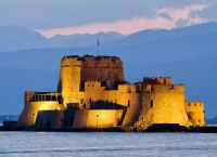 Ναύπλιο: Ανοίγει σήμερα το Μπούρτζι
