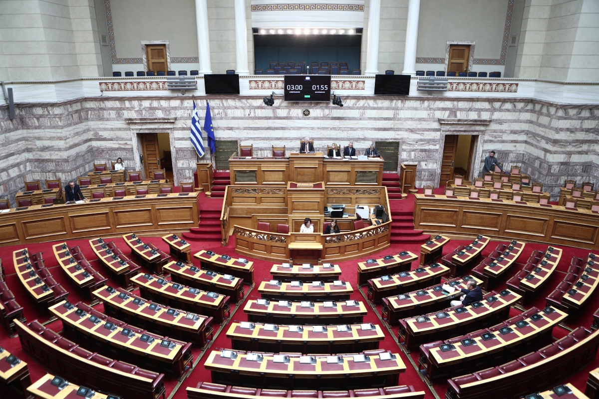 Εξεταστική επιτροπή για τα Τέμπη: Καταψήφισε το ΠΑΣΟΚ, υπερψήφισε η Πλεύση Ελευθερίας [vid]