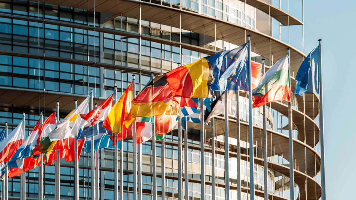 Ε.Ε.: Η Ελλάδα και 12 άλλα κράτη μέλη ζήτησαν δάνειο από το Ταμείο Ανάκαμψης