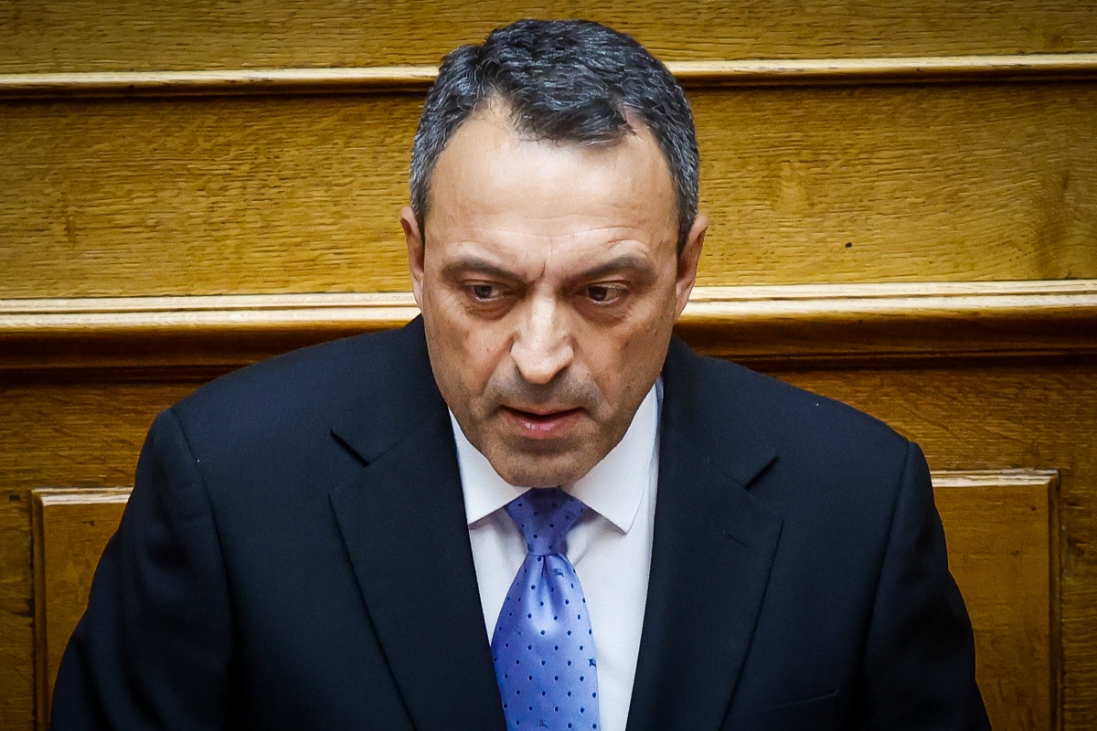 Σπαρτιάτες: Πολιτικός έλεγχος και κομματικό ταμείο οδηγούν στη διάλυση