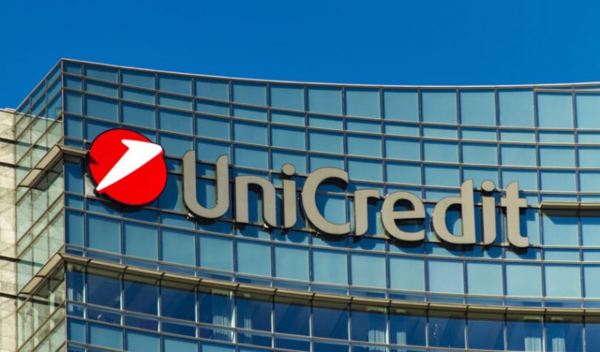 Uni Credit: Αισιόδοξες προβλέψεις για την ανάπτυξη στην Ελλάδα