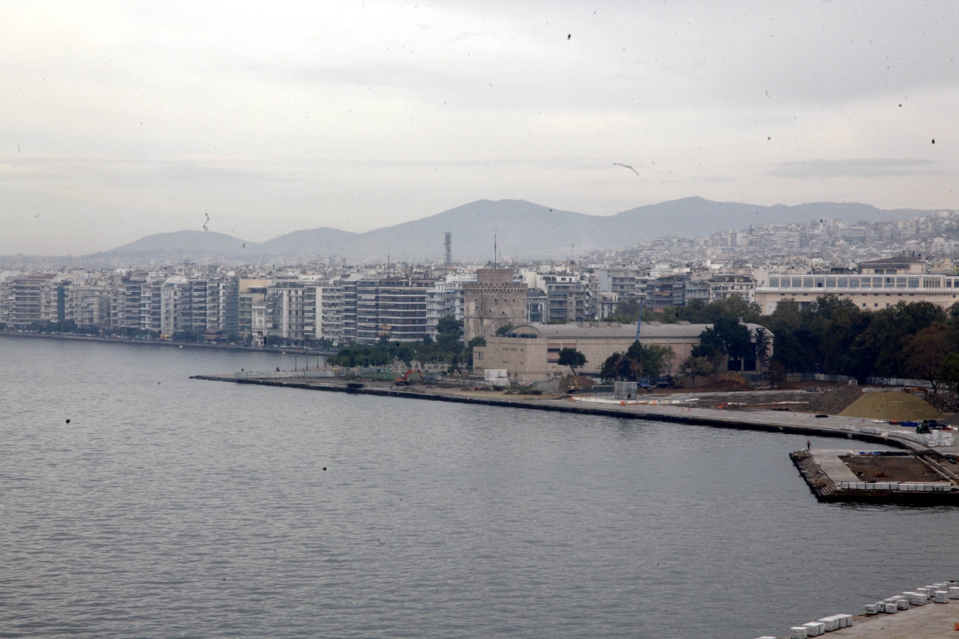 Θεσσαλονίκη: Υπογράφηκε το Κλιματικό Σύμφωνο για μηδενικούς ρύπους