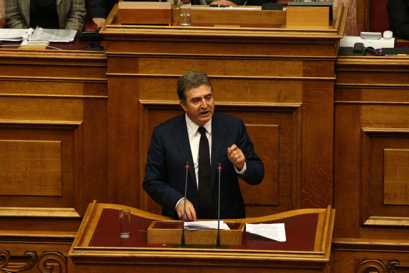 Χρυσοχοΐδης: 2.000 νέες προσλήψεις στο ΕΣΥ μέχρι το Νοέμβριο