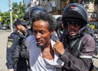 Ισραήλ: Ο Νετανιάχου σκέφετται να απελάσει 1.000 Ερυθραίους που συμμετείχαν σε επεισόδια με αστυνομικούς