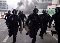 Γαλλία: Προσφυγή για ρατσιστικούς αστυνομικούς ελέγχους